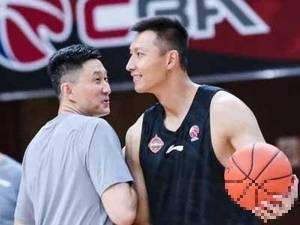 好消息！杜锋：易建联的伤势快好了，下赛季能和大家见面