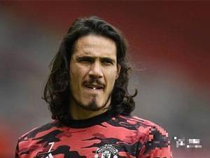 ESPN报道，卡瓦尼决定与曼联履行完自己的合约