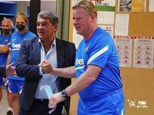 RAC1报道，巴塞罗那不会对主帅科曼的未来立即作出决定
