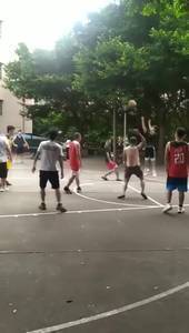 这是我见过最骚的助攻