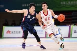 🏀全运会-郭艾伦33+5 周琦13+17 胡明轩19分 辽宁力克广东夺金