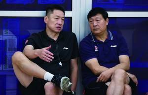 东体:上海男篮一周仅半天休息时间 攻防转换是新季技战术重点