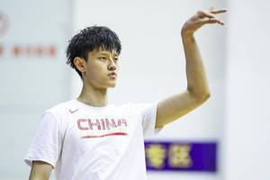 发展联盟观赛指南:曾凡博的点燃队将有几场比赛?