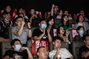 征战路上你不是独自在战斗 深圳队举办“第二现场”球迷观赛活动