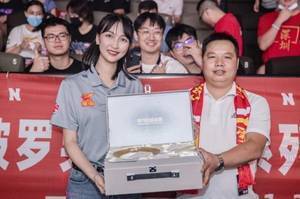 征战路上你不是独自在战斗 深圳队举办“第二现场”球迷观赛活动