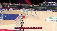 🎥青岛内线的答案？高世鳌镇守禁区送扣杀式大帽