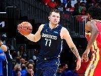 状态低迷！东契奇17投6中得到18分11板7助1断