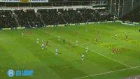 利物浦1-0领打破僵局！南野拓实接倒三角传球破门