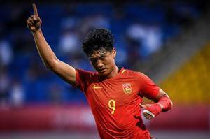 北青:少数国脚将因请假和不符合目前技战术需要而离开集训