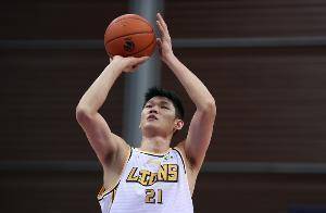 几乎全进！胡金秋17投16中得到36分6板2助2帽 罚球4中4