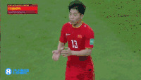 国足vs澳大利亚第63分钟，尹鸿博替补上场换下金敬道