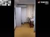 早日康复！媒体晒胡明轩住院治疗视频 小胡心态良好微笑面对镜头