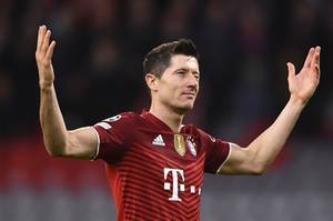 FIFA官推赞莱万：获2020世界足球先生并进入今年候选，是有原因的