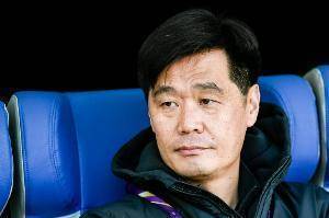 足球报：足协为总局推荐扬科维奇，但更高层面试的是李霄鹏