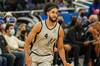 稳定输出！怀特14投9中得到23分6板4助2帽 得分全队最高