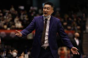 中国男篮隔离封闭已超一周 杜锋：大家状态、心情都还不错