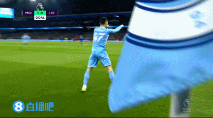 福登打空门得手，曼城1-0领先利兹联！