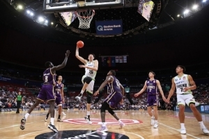 🏀周琦17+13+5帽 克里克22+5 凤凰不敌国王遭赛季首败
