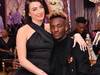 甜蜜！亚伯拉罕女友晒两人合照：2022和你在一起