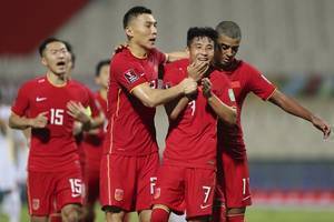 国足过往10次面对越南取得全胜,进30球丢8球