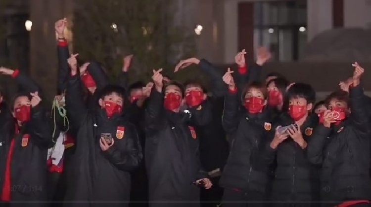 无人机群告白中国女足！我们都收到了😊感谢所有鼓励和期待