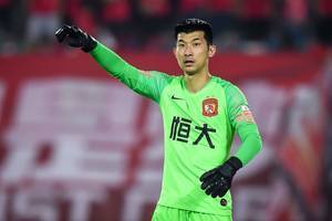 记者:邓涵文、刘殿座、高准翼、何超已在武汉三镇跟队集训