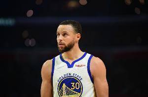 最难缠的3位防守者？库里：朱-霍勒迪、布拉德利和托尼-阿伦