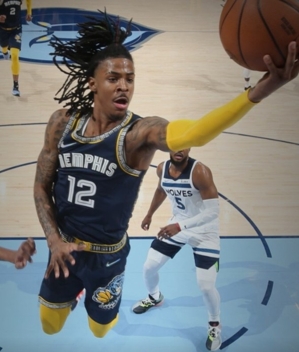 中锋吉米·巴特勒的45分;灰熊的壮士断腕;布克的伤与鹈鹕的反击