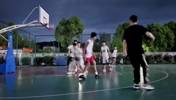 有意为之？这放NBA也是十佳球吧