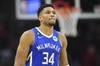 Woj：字母哥右手腕韧带扭伤 接受治疗疼痛消退后即可回归