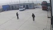 大哥在这个年纪还能做这种干拔 年轻时得多牛呀