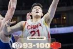 本场拿下15分6篮板！FIBA官方晒赛果海报 胡金秋上篮登上封面
